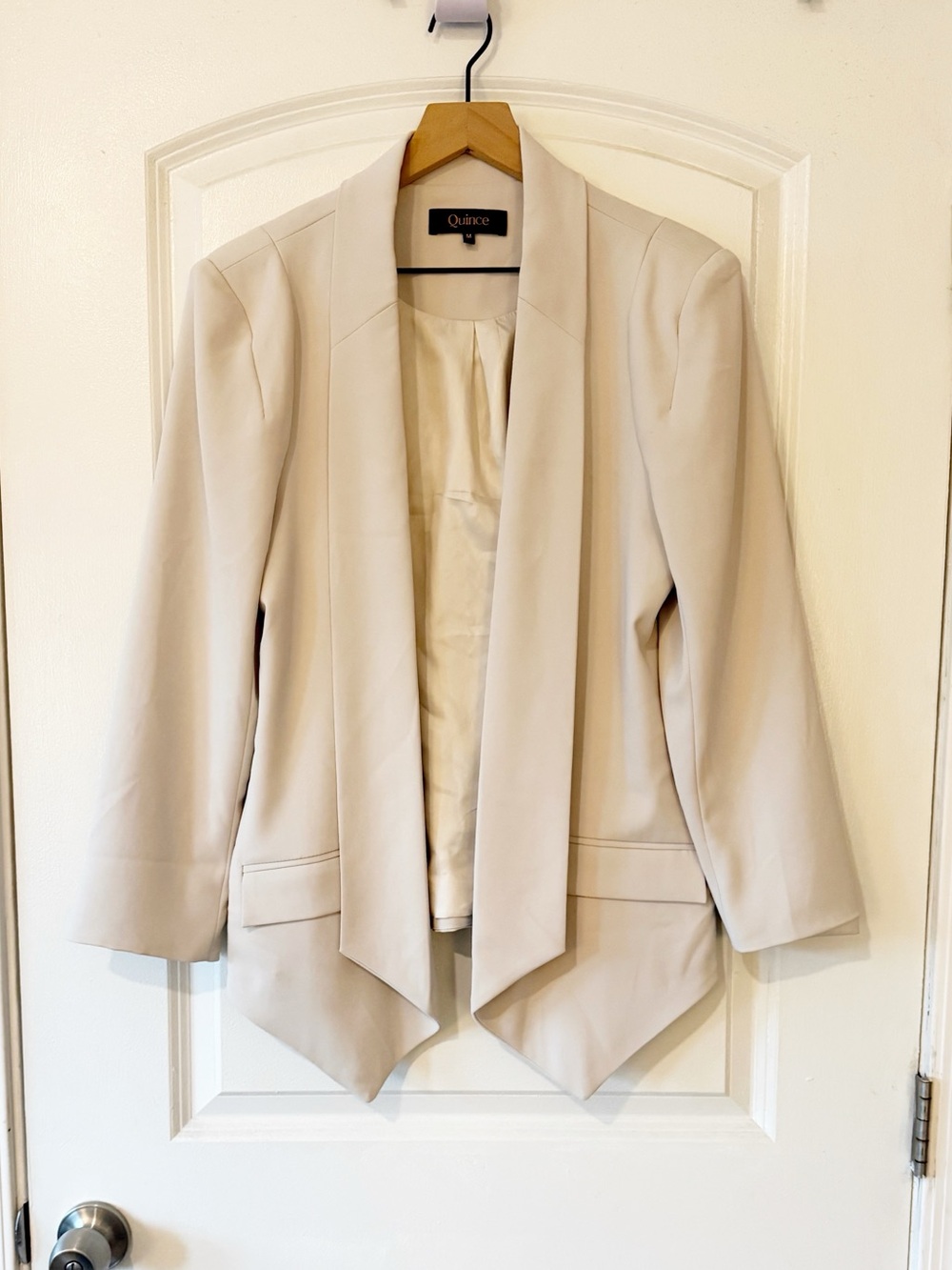 Quince Beige Draped Open Front Crepe Blazer Jacket Sz Medium Preppy Neutral